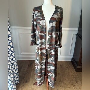 Lilypad Camo Rose Duster Cardigan Sweater size Medium
